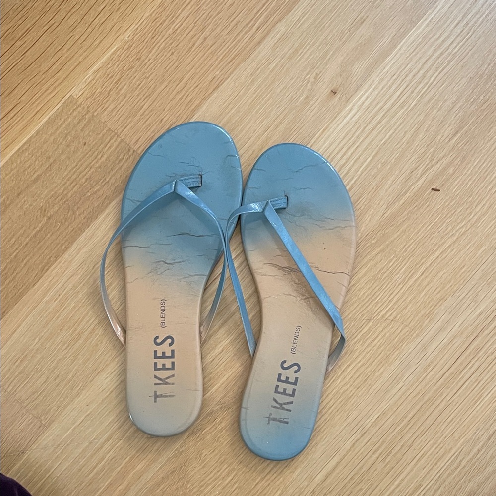 TKEES Women's Gradient Blue Sandals